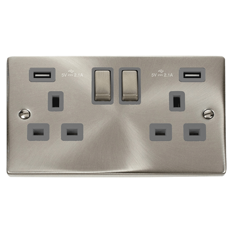 Click VPSC580GY Socket 2G Swd & USB 13A