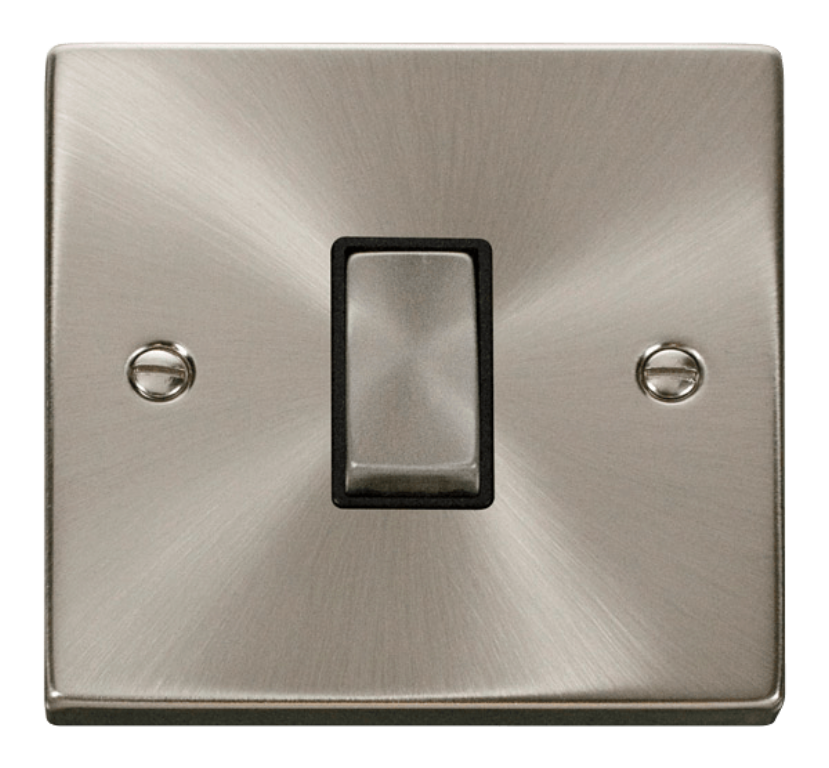 Click VPSC425BK Plateswitch 1G Int10A SC